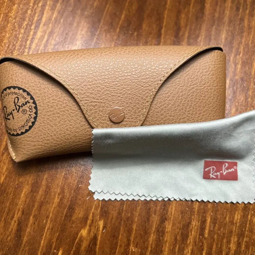 Ray-Ban Tan Leather Eyeglass Case w/ Black Emblem & Snap Close w/Cleaning Cloth